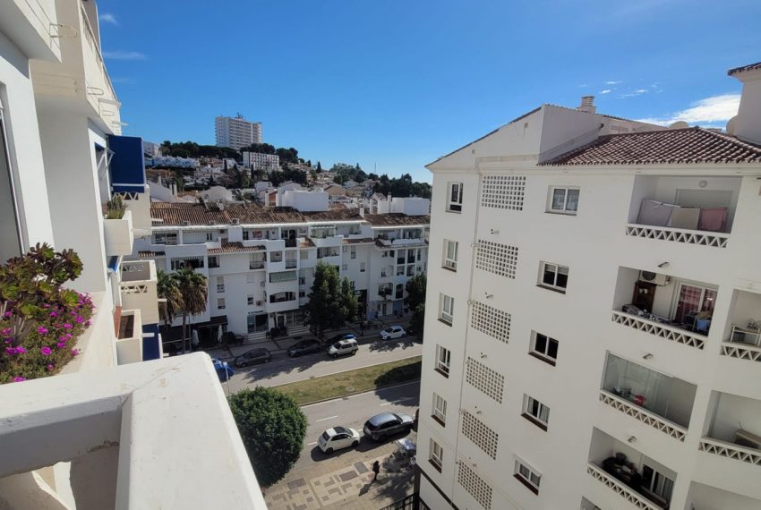 R4638856-Apartment-For-Sale-Nueva-Andalucia-Middle-Floor-2-Beds-90-Built-2