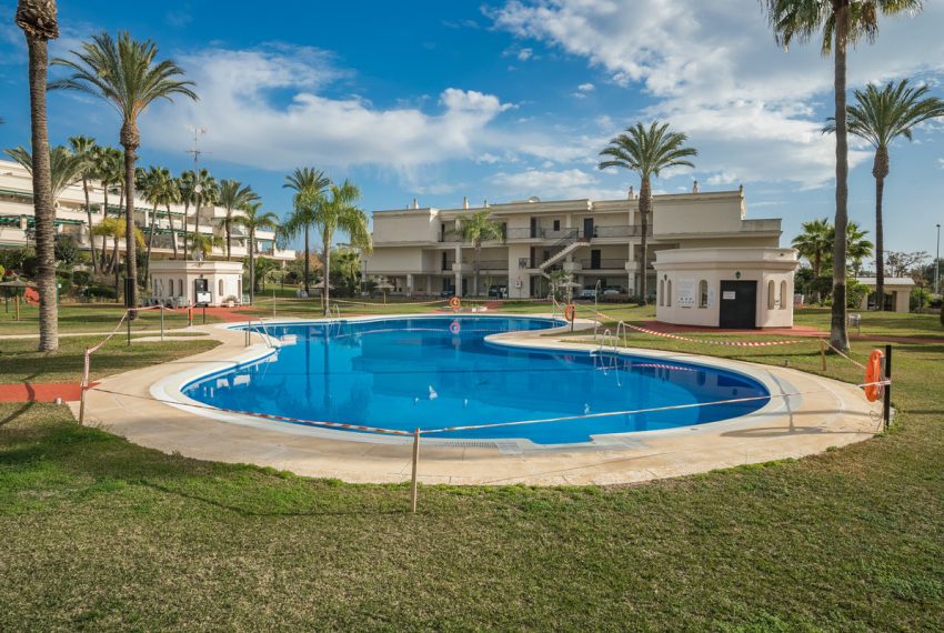 R4643686-Apartment-For-Sale-Nueva-Andalucia-Ground-Floor-2-Beds-122-Built-9