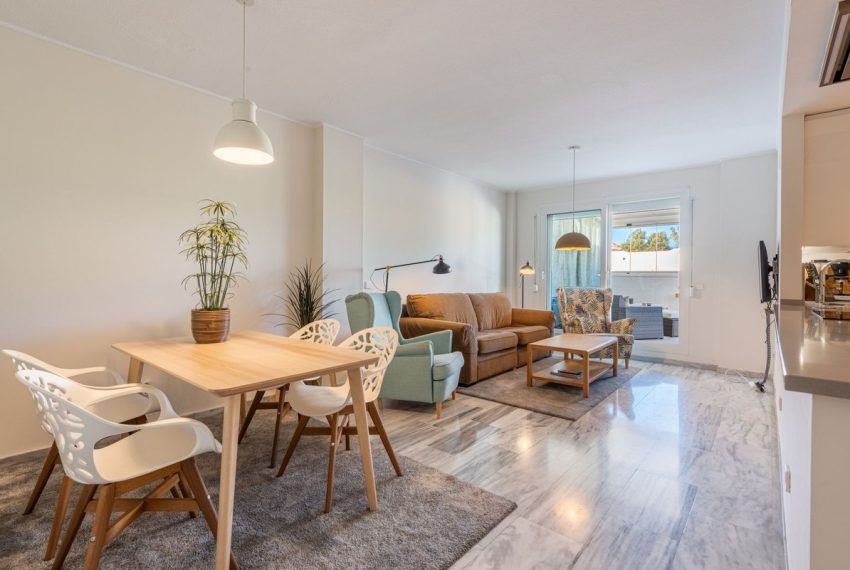 R4647253-Apartment-For-Sale-Nueva-Andalucia-Penthouse-2-Beds-108-Built-4