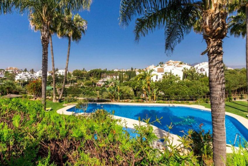 R4657039-Townhouse-For-Sale-Marbella-Semi-Detached-3-Beds-160-Built-1