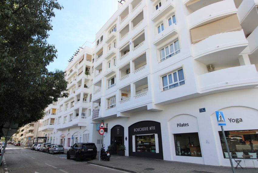 R4661152-Apartment-For-Sale-Nueva-Andalucia-Middle-Floor-3-Beds-143-Built-12
