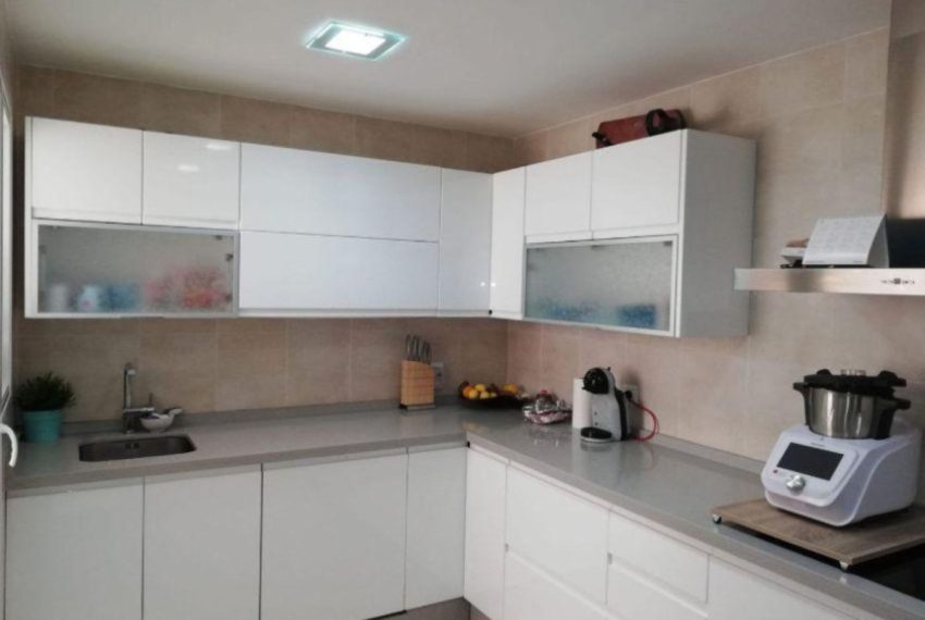 R4683208-Apartment-For-Sale-Nueva-Andalucia-Middle-Floor-3-Beds-98-Built