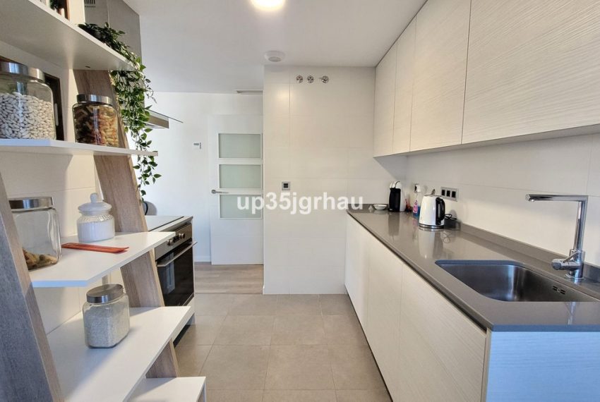 R4683295-Apartment-For-Sale-Estepona-Middle-Floor-2-Beds-89-Built-14