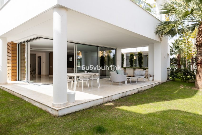 R4684045-Villa-For-Sale-San-Pedro-de-Alcantara-Detached-4-Beds-387-Built-7