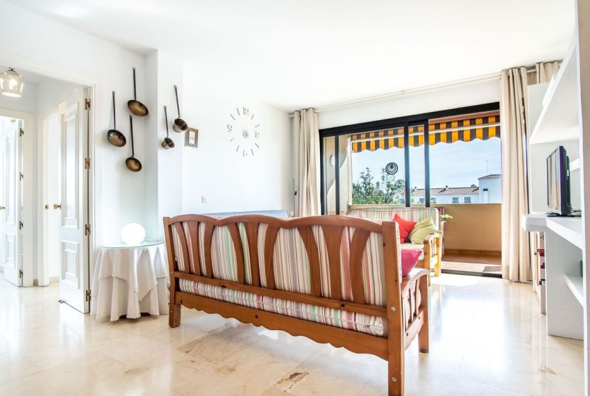 R4689367-Apartment-For-Sale-Nueva-Andalucia-Middle-Floor-2-Beds-107-Built-9