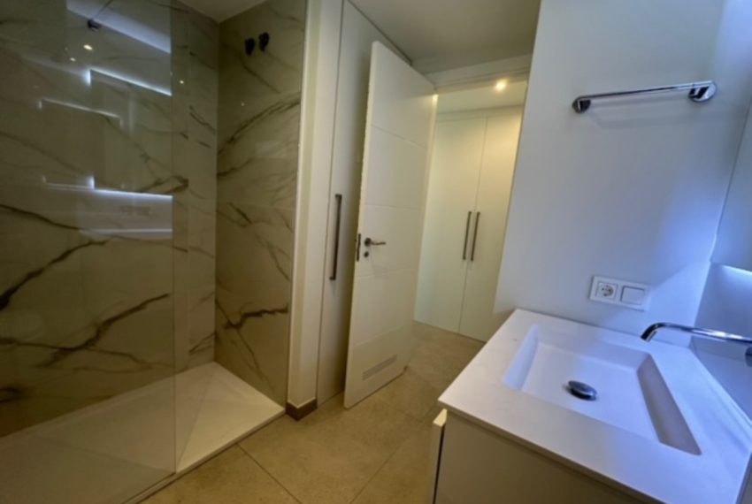 R4693819-Apartment-For-Sale-San-Pedro-de-Alcantara-Middle-Floor-1-Beds-75-Built-8