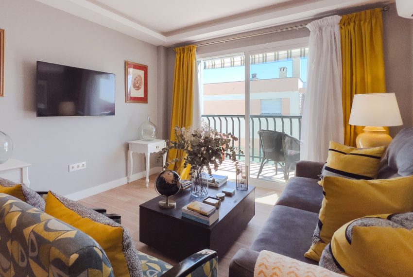 R4700182-Apartment-For-Sale-Estepona-Middle-Floor-3-Beds-105-Built-1