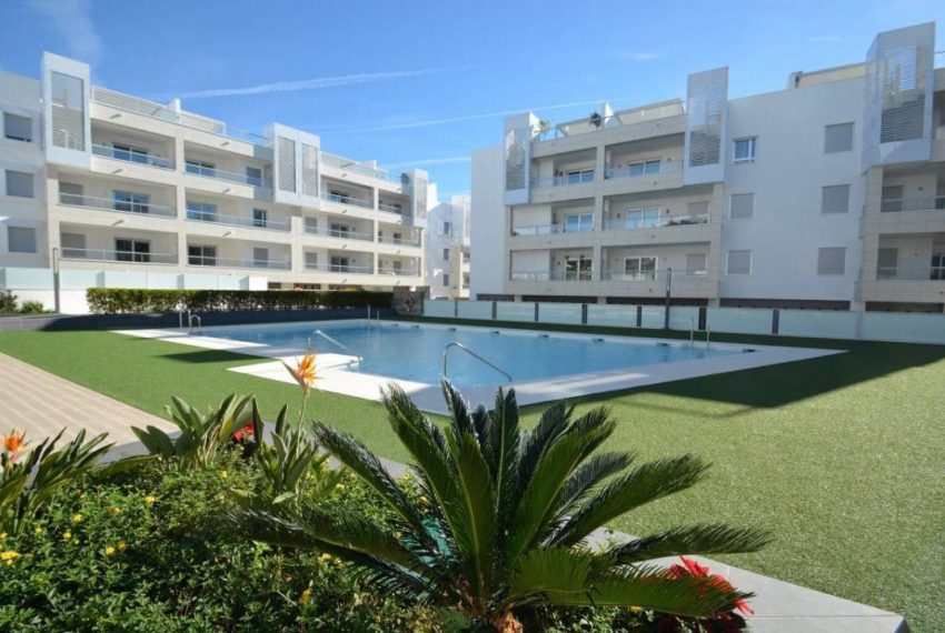 R4710886-Apartment-For-Sale-San-Pedro-de-Alcantara-Middle-Floor-3-Beds-111-Built