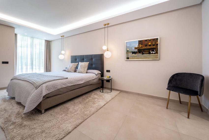 R4711834-Apartment-For-Sale-Estepona-Ground-Floor-4-Beds-194-Built-9