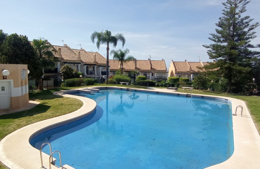 R4712404-Townhouse-For-Sale-Marbella-Terraced-4-Beds-119-Built
