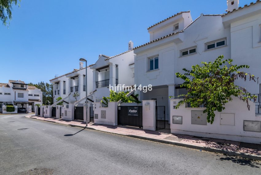 R4715389-Townhouse-For-Sale-Nueva-Andalucia-Terraced-3-Beds-152-Built-16