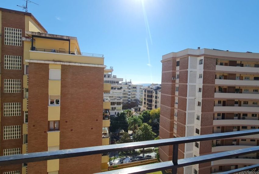 R4715671-Apartment-For-Sale-Marbella-Middle-Floor-3-Beds-90-Built