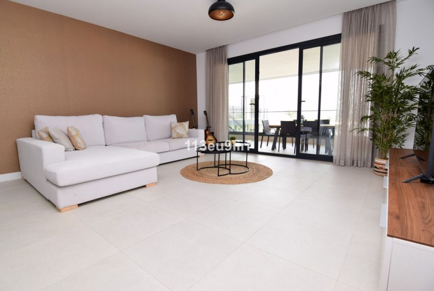 R4100143-Apartment-For-Sale-Estepona-Ground-Floor-3-Beds-118-Built-3