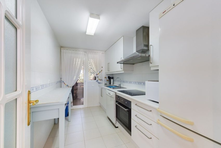 R4198294-Apartment-For-Sale-Los-Arqueros-Middle-Floor-2-Beds-80-Built-9