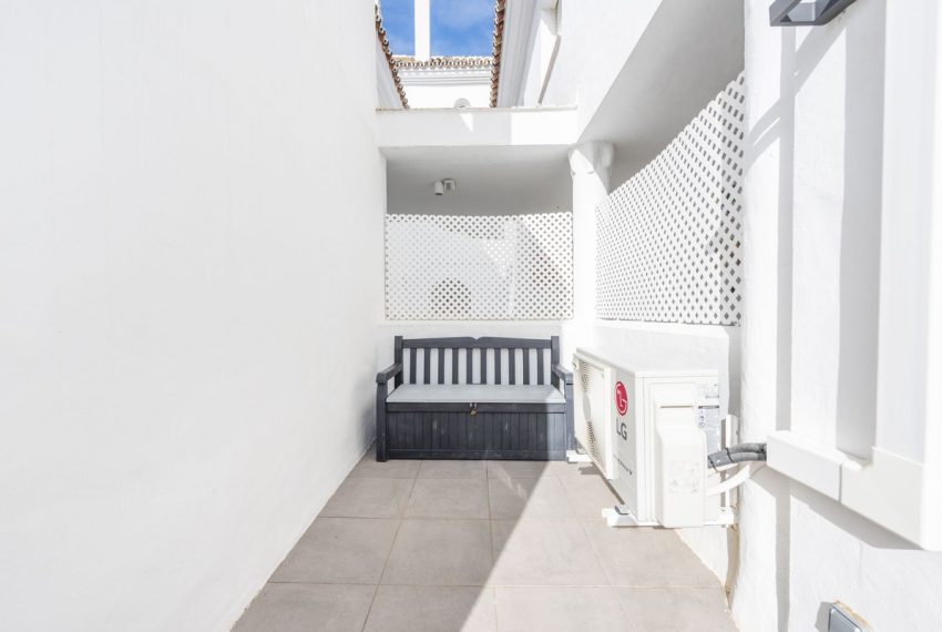 R4208110-Apartment-For-Sale-Nueva-Andalucia-Penthouse-Duplex-2-Beds-110-Built-18