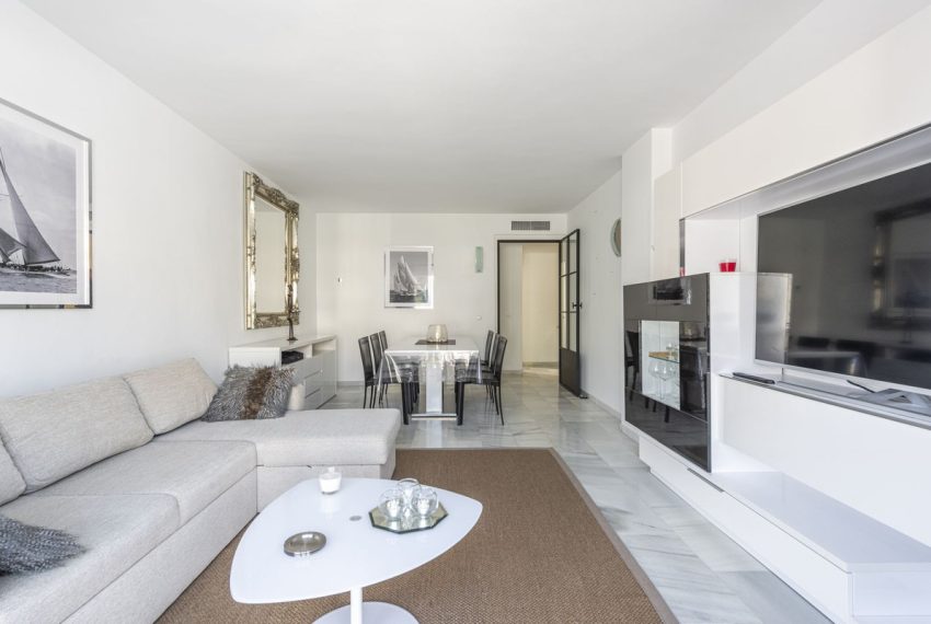 R4208110-Apartment-For-Sale-Nueva-Andalucia-Penthouse-Duplex-2-Beds-110-Built-5