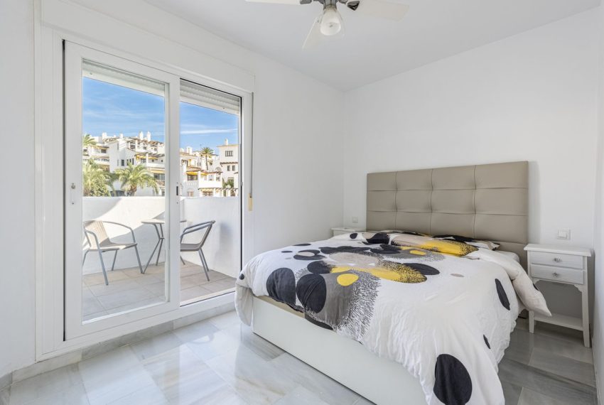 R4208110-Apartment-For-Sale-Nueva-Andalucia-Penthouse-Duplex-2-Beds-110-Built-8