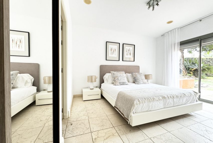 R4209703-Apartment-For-Sale-Estepona-Ground-Floor-3-Beds-135-Built-16