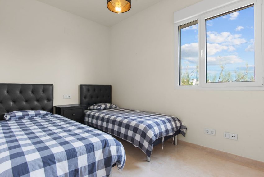 R4311997-Apartment-For-Sale-Estepona-Ground-Floor-2-Beds-110-Built-9