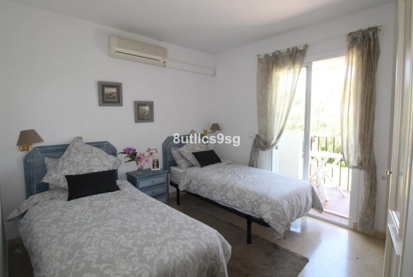 R4354444-Townhouse-For-Sale-Nueva-Andalucia-Terraced-4-Beds-147-Built-13