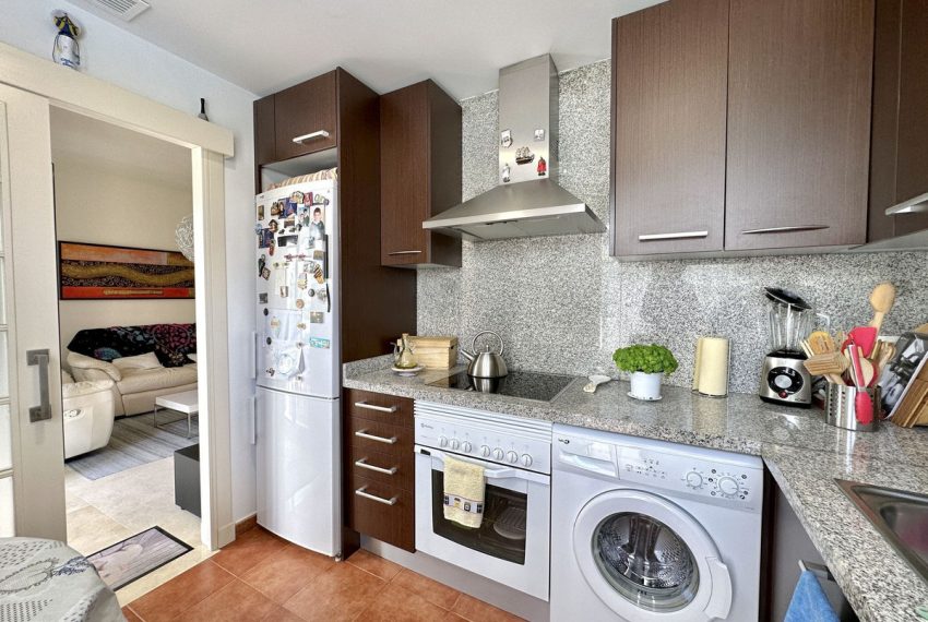 R4426531-Apartment-For-Sale-Estepona-Middle-Floor-3-Beds-140-Built-6