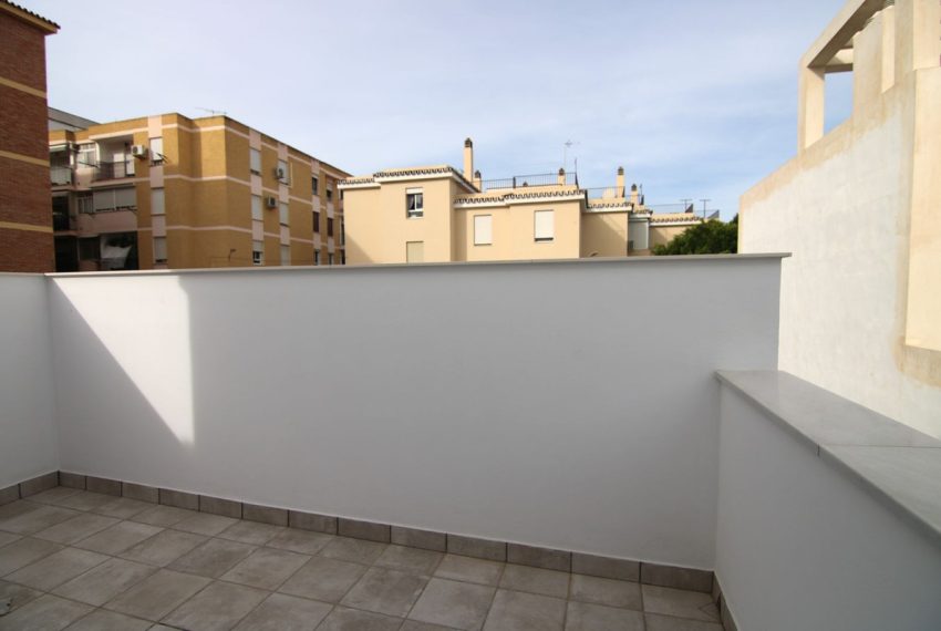 R4444189-Townhouse-For-Sale-Coin-Terraced-3-Beds-224-Built-8