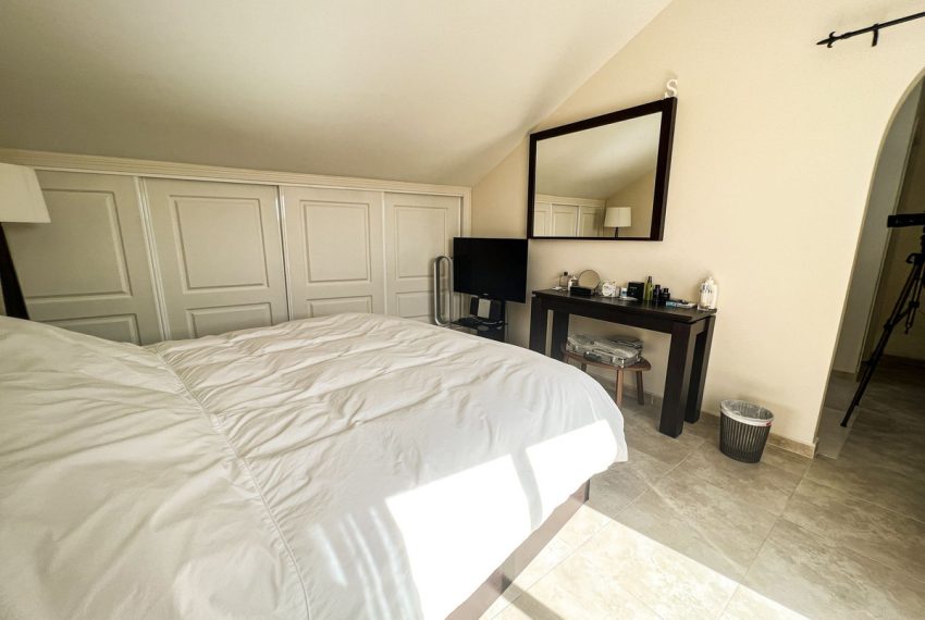 R4453021-Apartment-For-Sale-San-Pedro-de-Alcantara-Penthouse-Duplex-3-Beds-125-Built-12