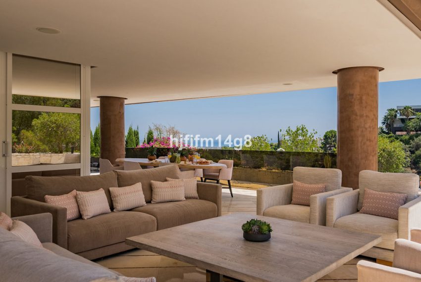 R4456720-Villa-For-Sale-La-Quinta-Detached-5-Beds-800-Built-4