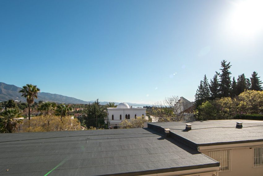 R4459291-Apartment-For-Sale-Nueva-Andalucia-Ground-Floor-2-Beds-106-Built-9
