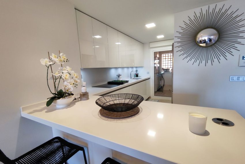 R4505344-Apartment-For-Sale-Nueva-Andalucia-Penthouse-Duplex-3-Beds-288-Built-5