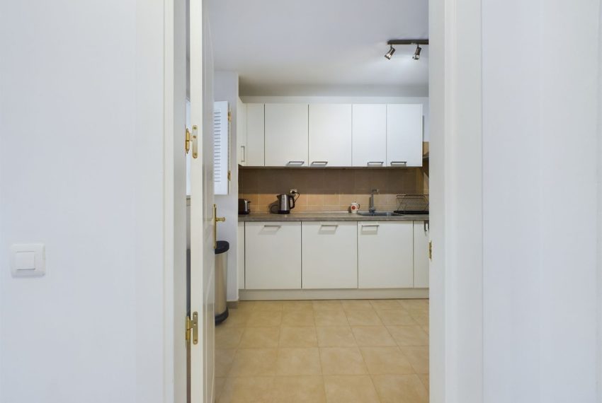 R4552252-Apartment-For-Sale-Benahavis-Middle-Floor-3-Beds-132-Built-14