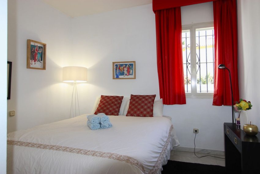 R4562374-Apartment-For-Sale-San-Pedro-de-Alcantara-Ground-Floor-2-Beds-190-Built-4