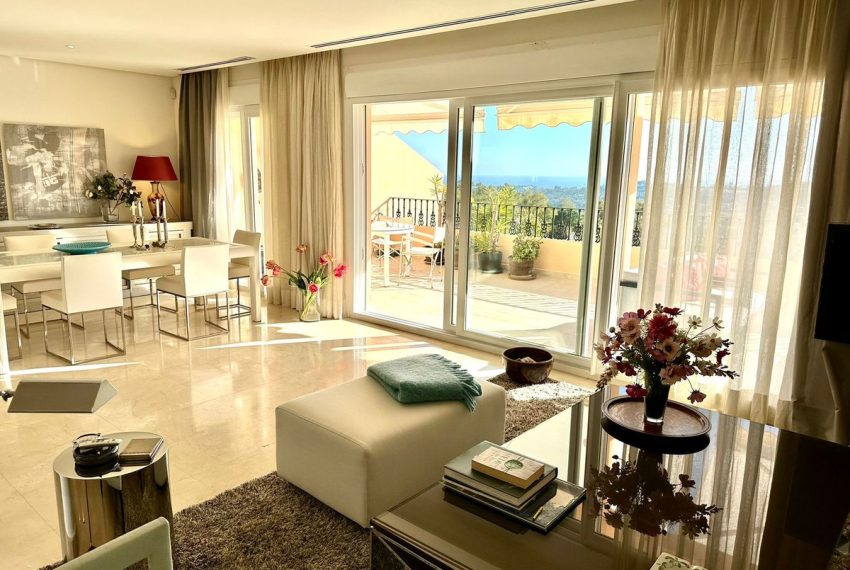 R4582279-Apartment-For-Sale-Nueva-Andalucia-Penthouse-Duplex-2-Beds-181-Built