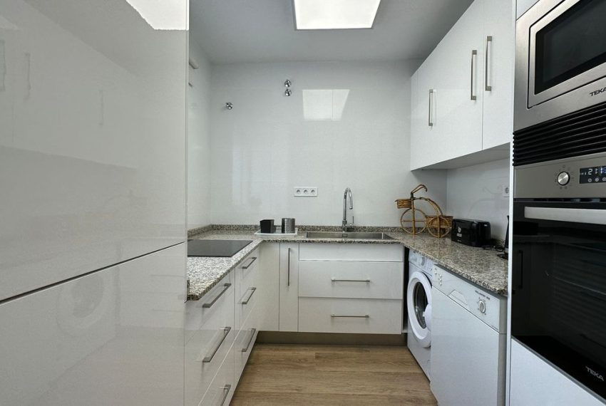 R4589101-Apartment-For-Sale-Estepona-Penthouse-3-Beds-104-Built-15