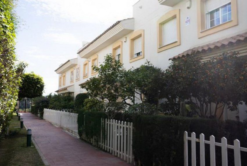 R4608460-Townhouse-For-Sale-Nueva-Andalucia-Terraced-3-Beds-208-Built-4