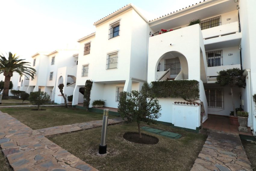 R4619908-Apartment-For-Sale-Nueva-Andalucia-Ground-Floor-2-Beds-119-Built-14