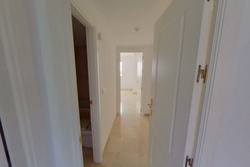 R4630150-Apartment-For-Sale-Rio-Real-Ground-Floor-2-Beds-111-Built-18