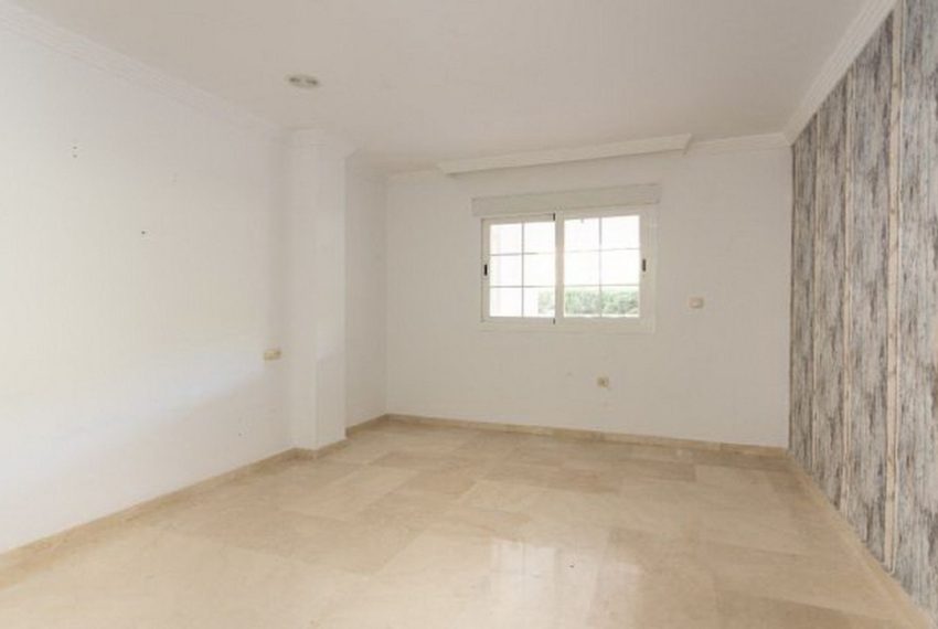 R4631365-Apartment-For-Sale-Rio-Real-Ground-Floor-3-Beds-148-Built-14