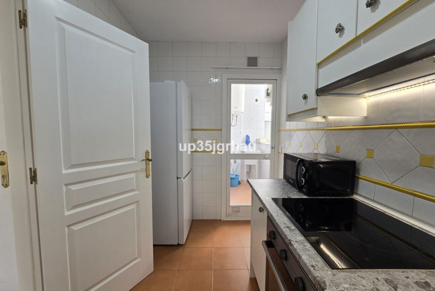 R4637482-Apartment-For-Sale-Estepona-Middle-Floor-2-Beds-72-Built-14