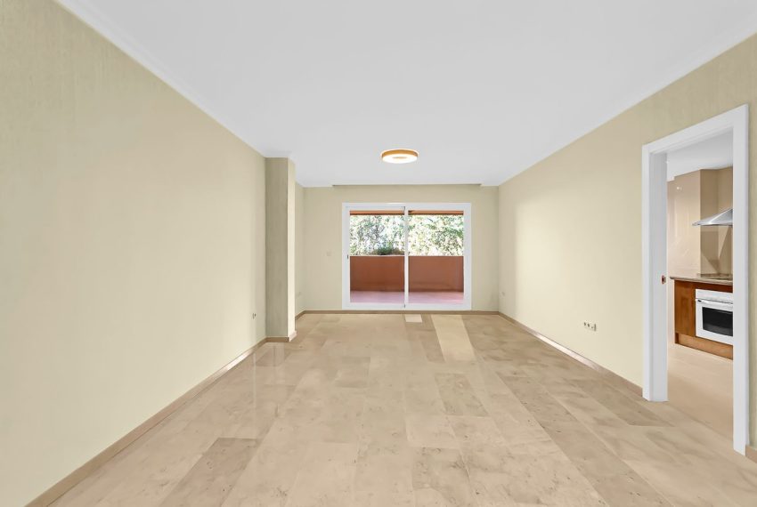 R4638988-Apartment-For-Sale-Elviria-Ground-Floor-3-Beds-150-Built-5