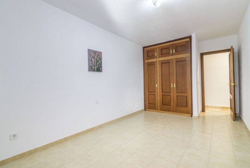 R4648027-Apartment-For-Sale-Estepona-Ground-Floor-4-Beds-151-Built-13
