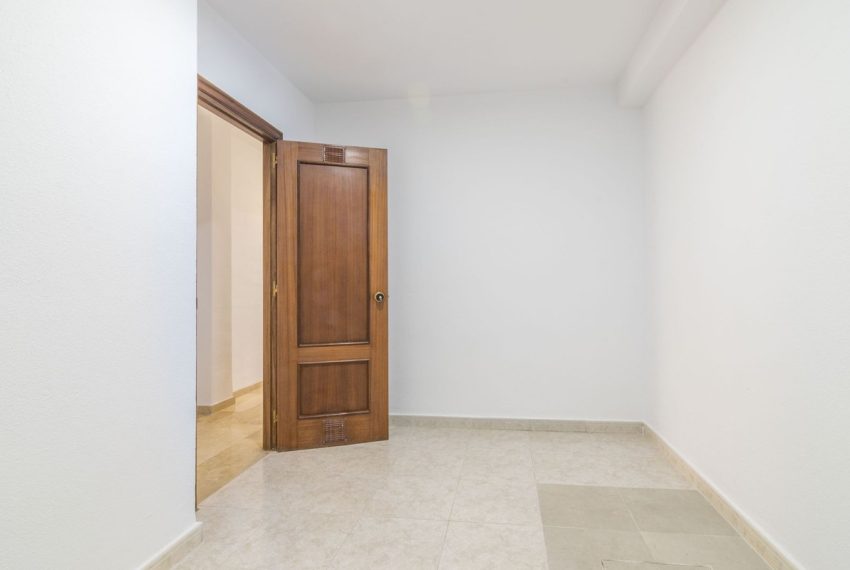 R4648027-Apartment-For-Sale-Estepona-Ground-Floor-4-Beds-151-Built-16