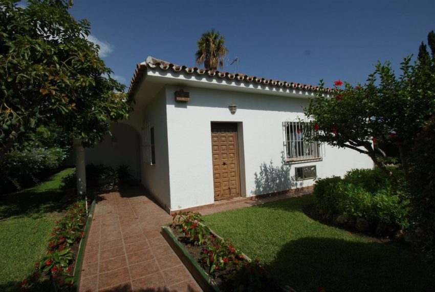 R4648246-Villa-For-Sale-Nueva-Andalucia-Detached-3-Beds-195-Built-6