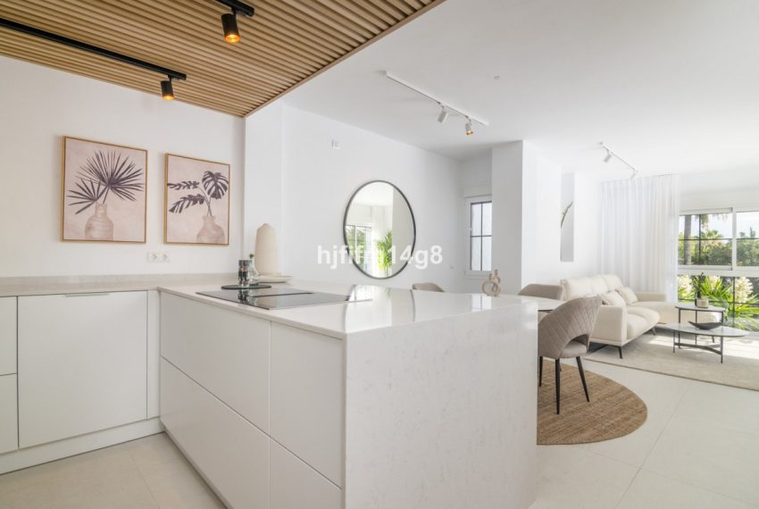 R4649734-Apartment-For-Sale-Nueva-Andalucia-Penthouse-3-Beds-99-Built-8