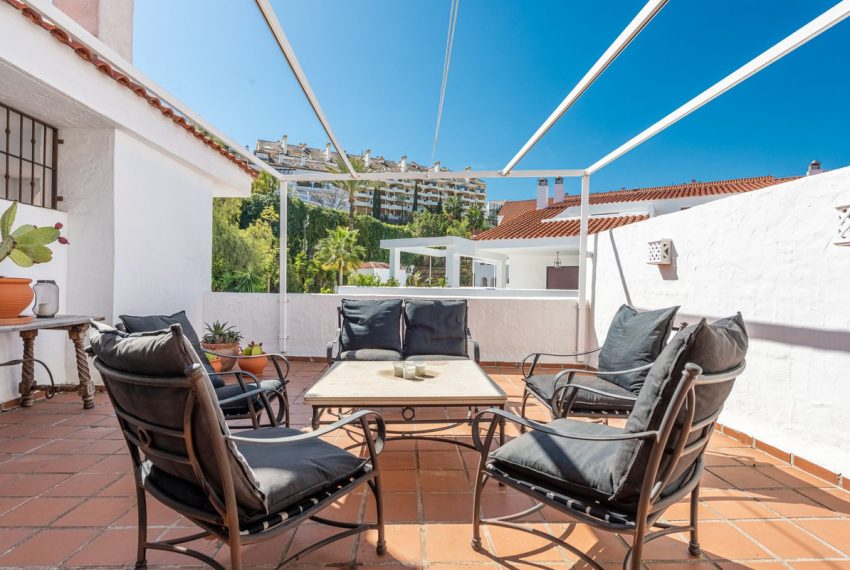 R4655650-Apartment-For-Sale-Nueva-Andalucia-Penthouse-4-Beds-177-Built-5
