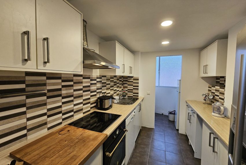 R4669630-Apartment-For-Sale-Estepona-Middle-Floor-3-Beds-76-Built-9