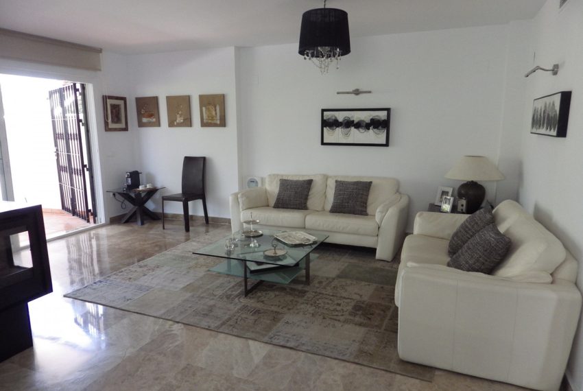 R4674280-Townhouse-For-Sale-Nueva-Andalucia-Terraced-5-Beds-160-Built-10