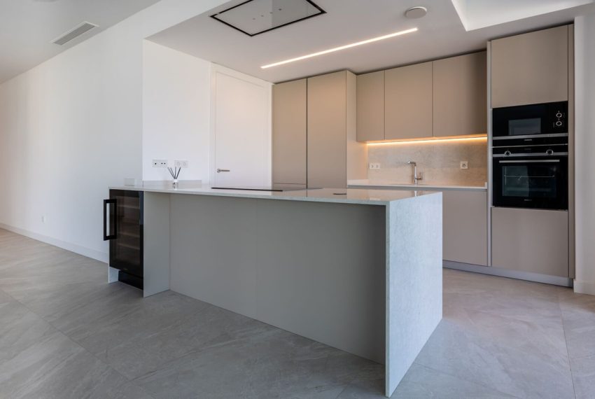 R4675432-Apartment-For-Sale-Los-Monteros-Ground-Floor-3-Beds-183-Built-5