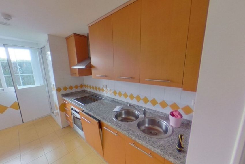 R4676536-Studio-For-Sale-Rio-Real-Middle-Floor-2-Beds-116-Built-11