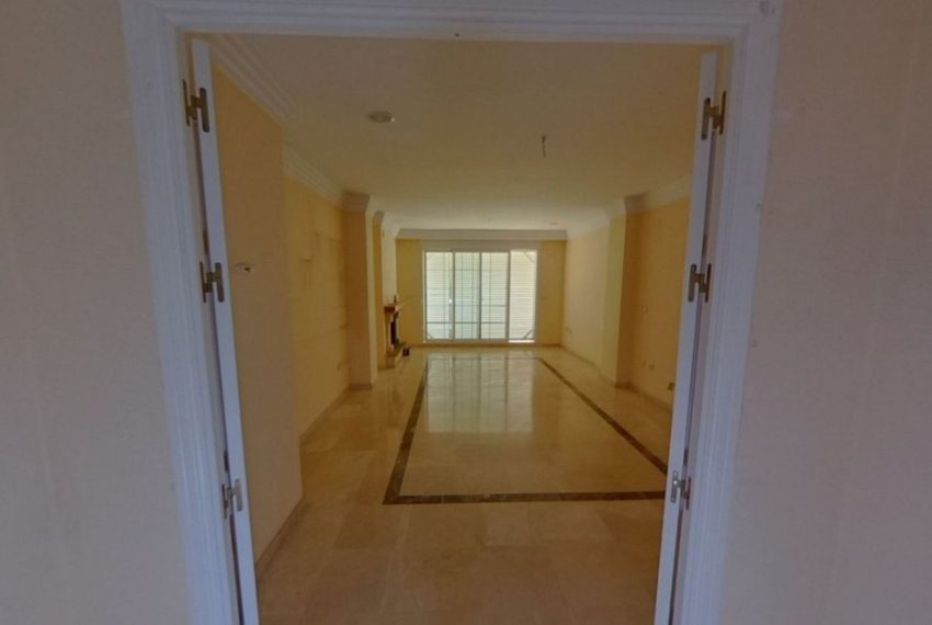 R4688683-Apartment-For-Sale-Rio-Real-Ground-Floor-1-Beds-126-Built-8